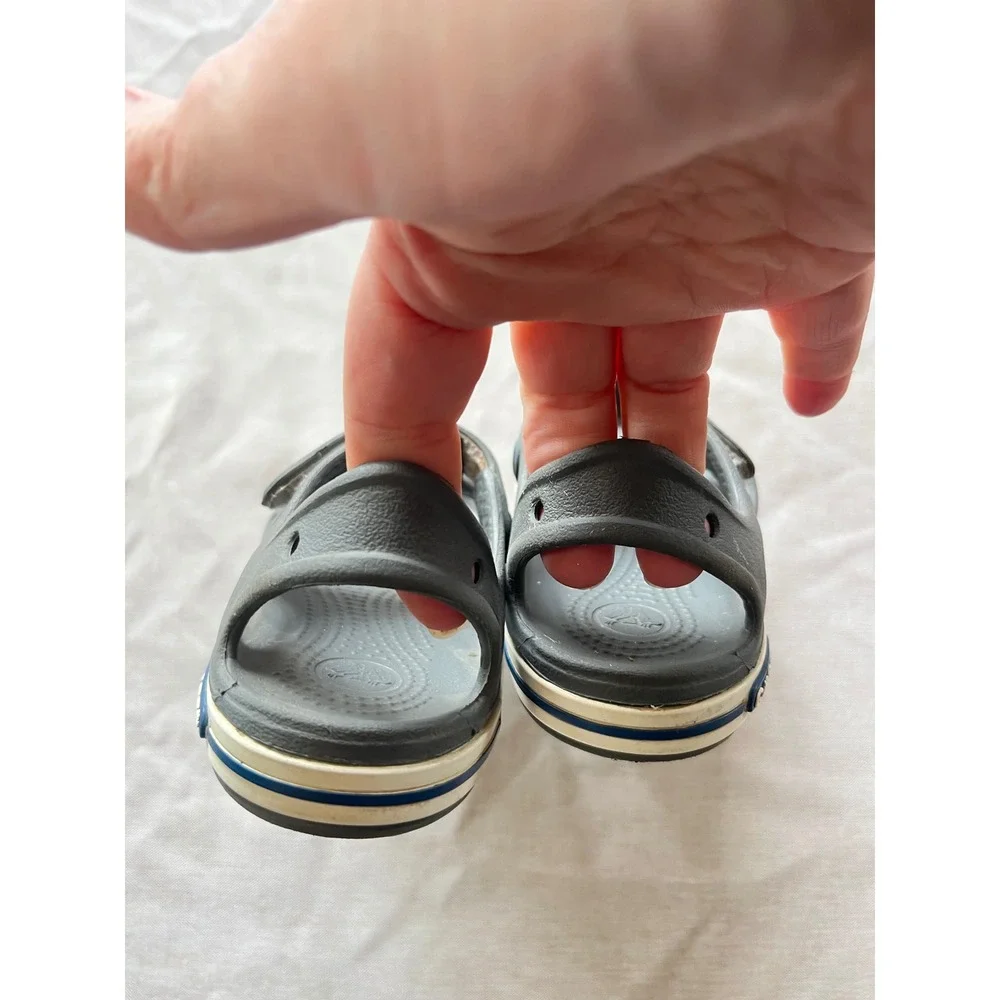 Crocs Crocband II Sandals‎ Kids Size C9 Charcoal Grey White Sporty Water Shoes